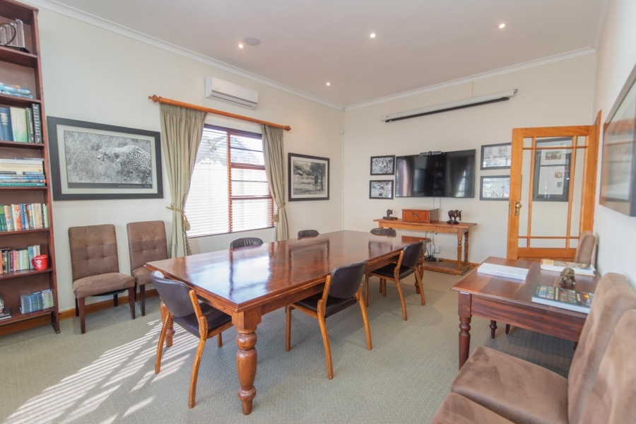 Commercial Property for Sale in Richmond Hill Eastern Cape